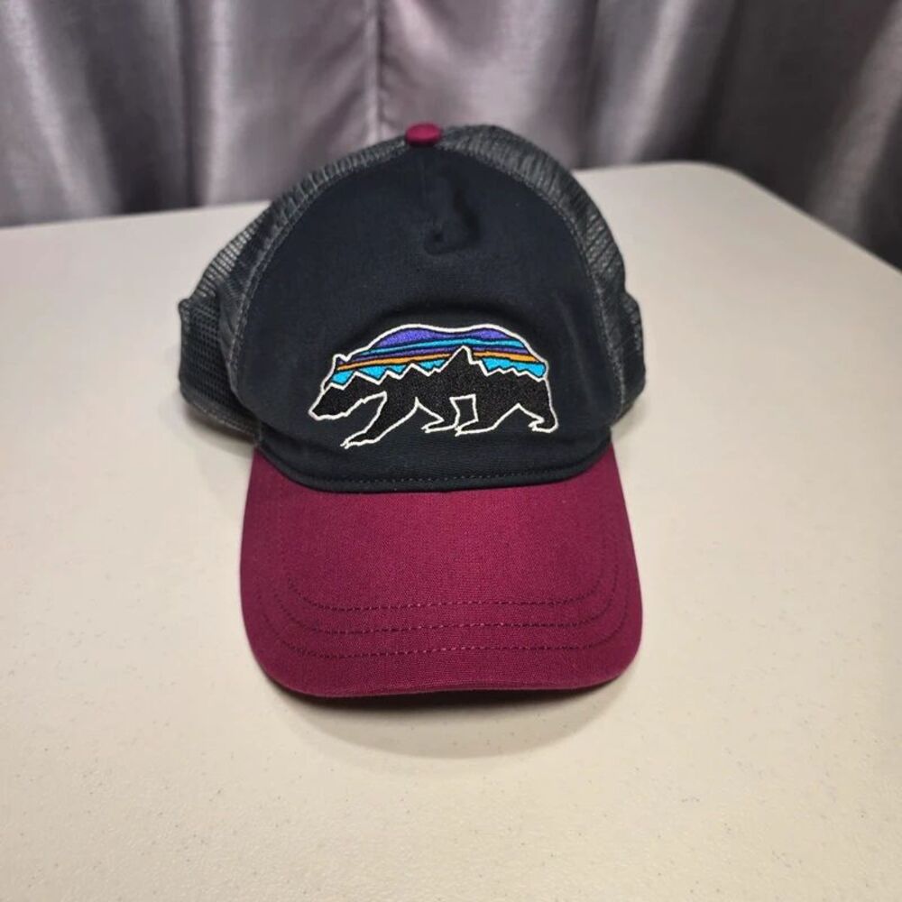 Patagonia bear hat with mesh back